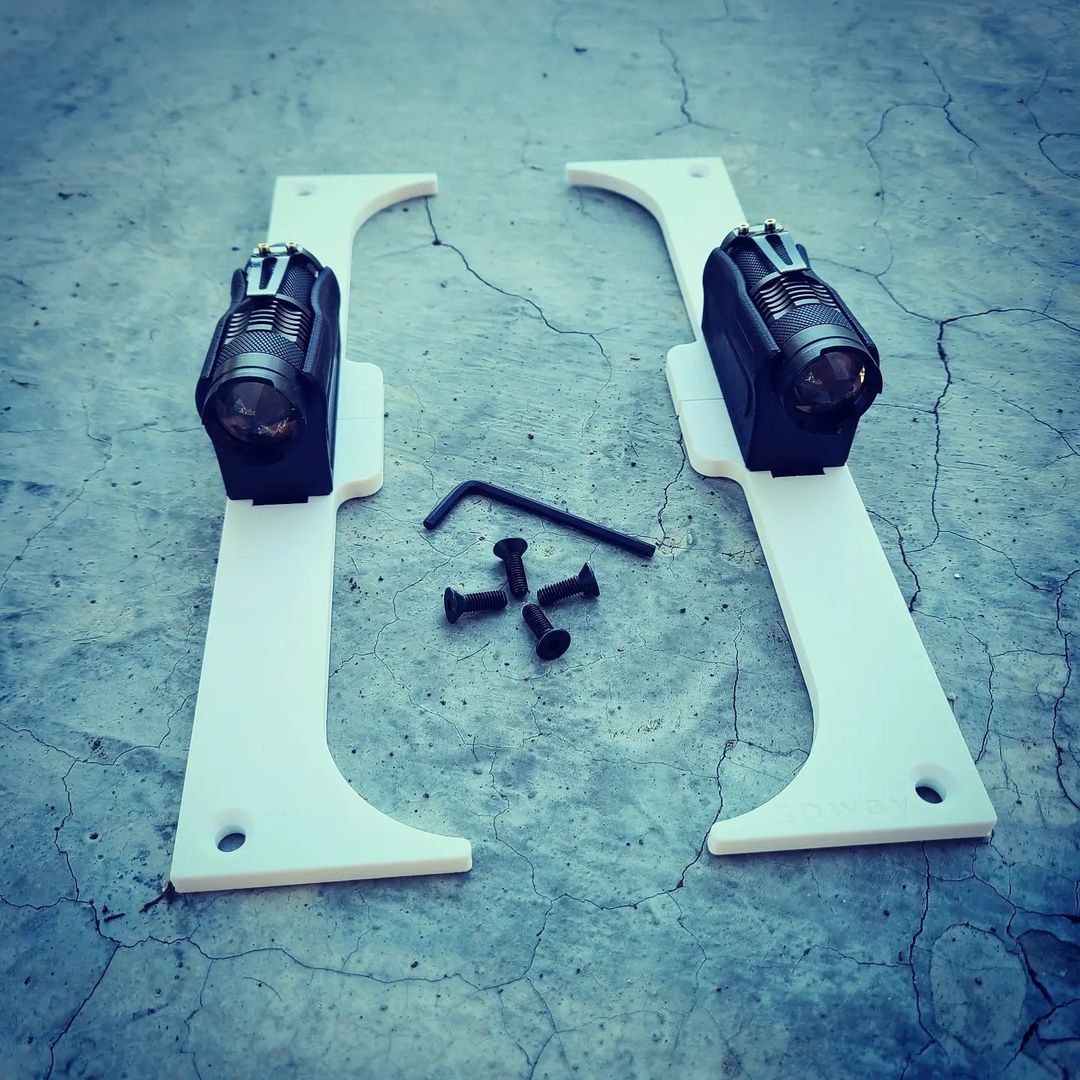 Fender Deletes with flashlight kit
