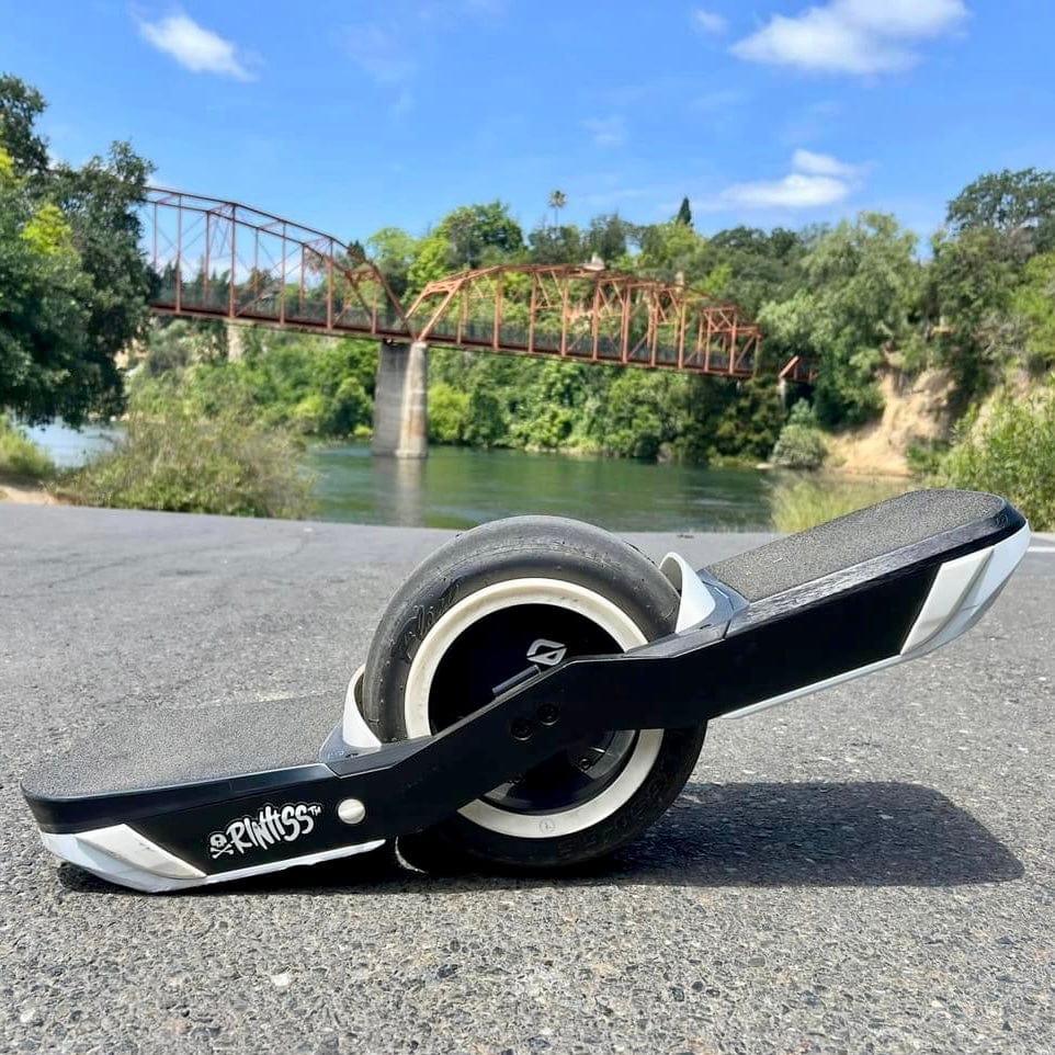 TopOff Fender For Onewheel GT and Onewheel XR Classic - Fits any Rails | Lightning Rails - WTF Rails - Mustache Rails - Techrails - VRH System